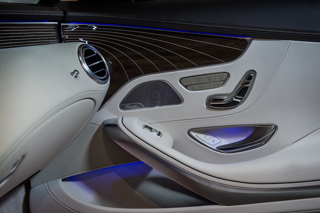 Mercedes-Maybach S650 Cabiolet (sursa – Tiriac Collection) 06