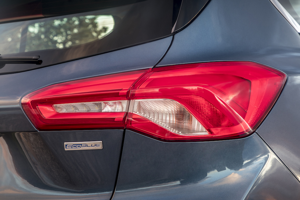 Ford Focus 2018 (sursa – Ford) 06