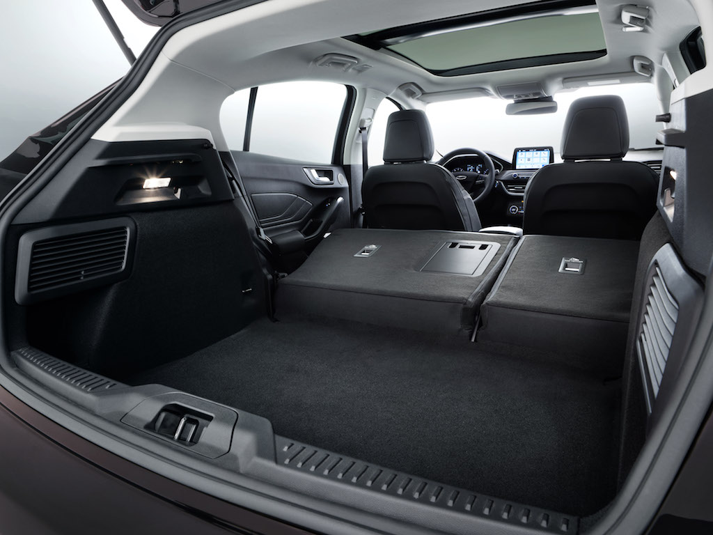 Ford Focus 2018 (sursa – Ford) 15
